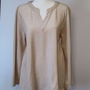 d&co ivory long sleeved, split V-neck velour tunic size M
